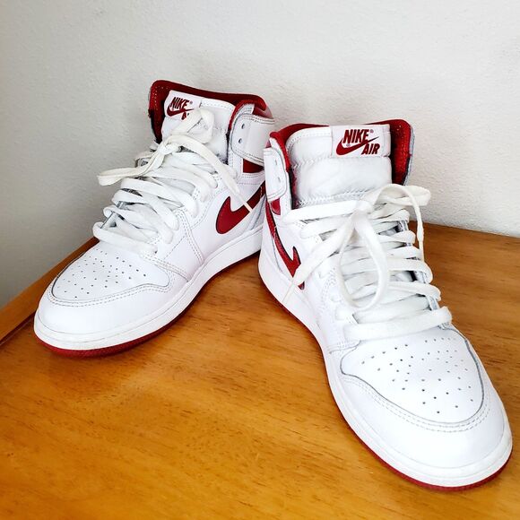 NIKE Air Jordan 1 Retro High OG Sneakers Running Shoes White Varsity Red SZ 5.5 - Picture 12 of 12